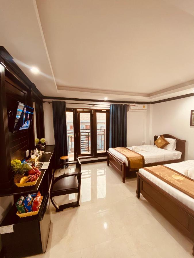 Consiana Hotel Vang Vieng Buitenkant foto