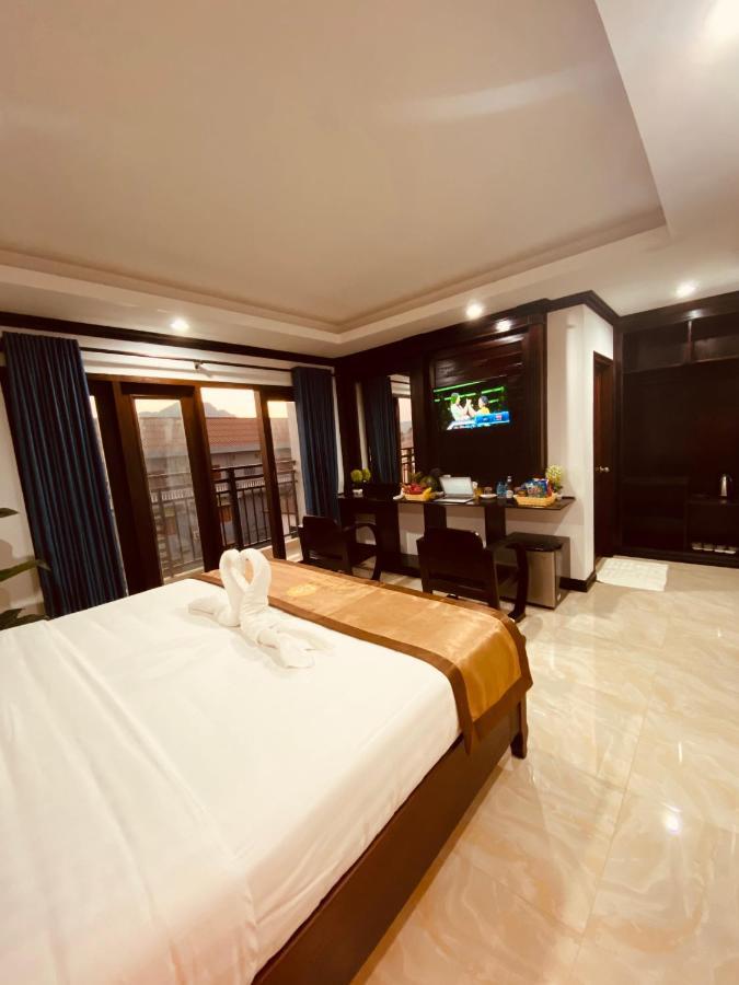 Consiana Hotel Vang Vieng Buitenkant foto